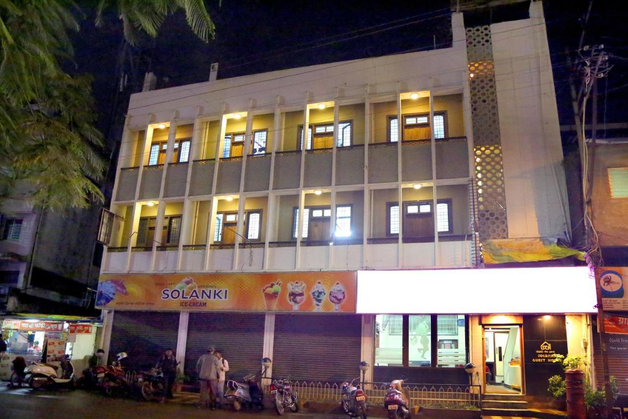 Solanki Guest House Kolhapur Exteriör bild